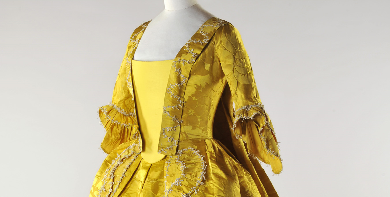 Dressed to Impress – Fashions of the 18th century Dressed to Impress – Fashions of the 18th century
