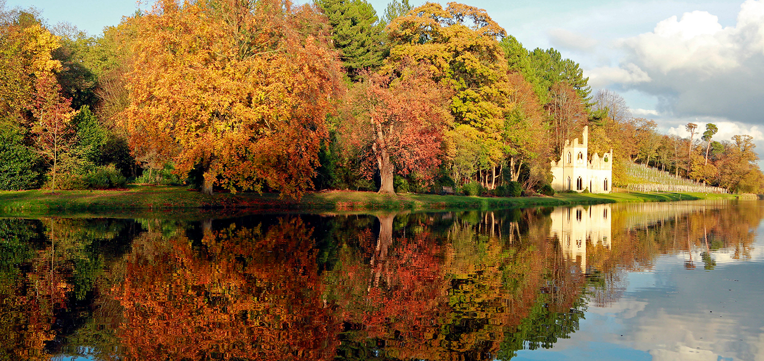 Autumm at Painshill